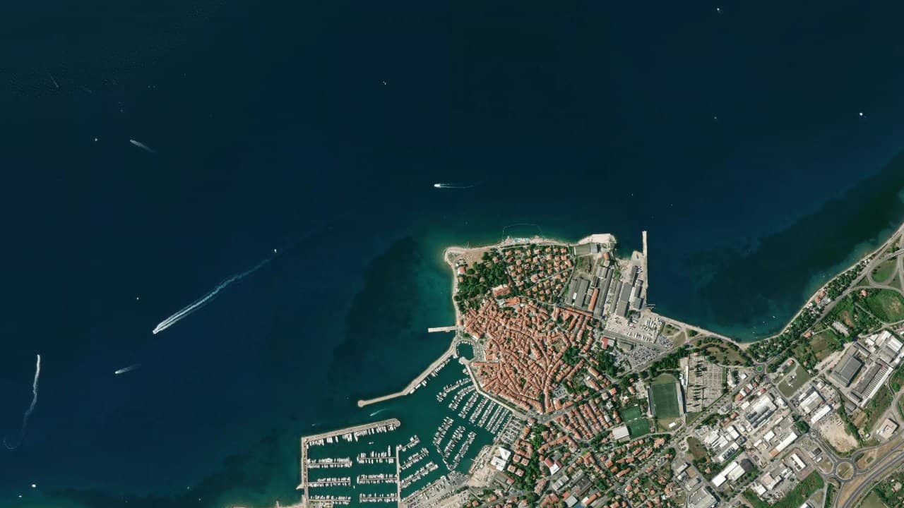 Izola