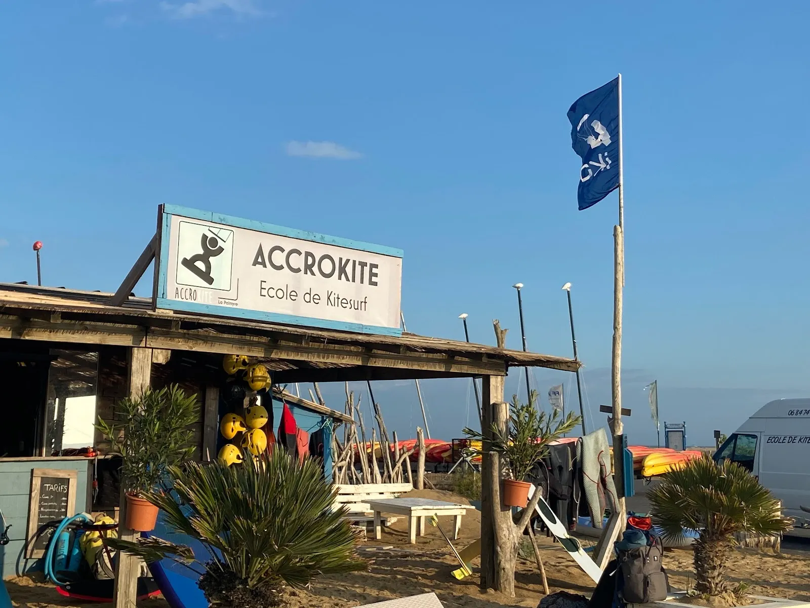 Accrokite